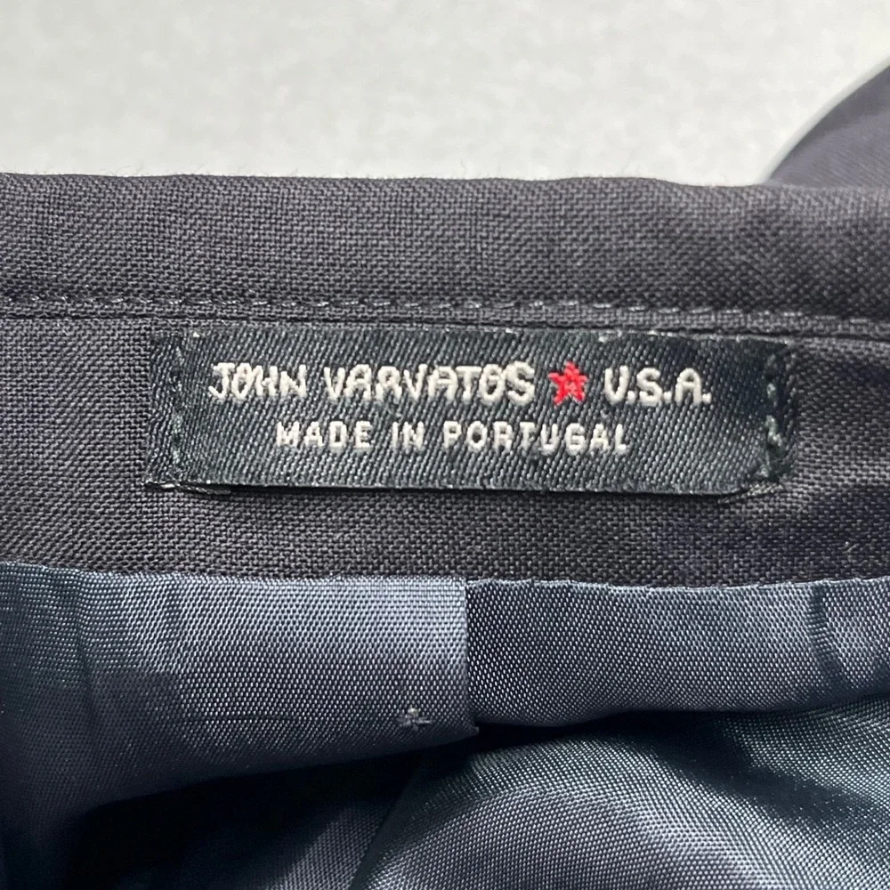 John Varvatos USA flap notched from